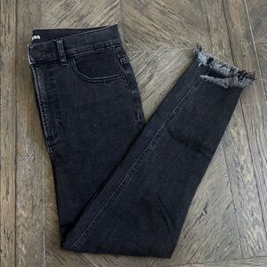 Express Women's Black Denim Perfect Super High Rise Ankle Jeans - Size 6S